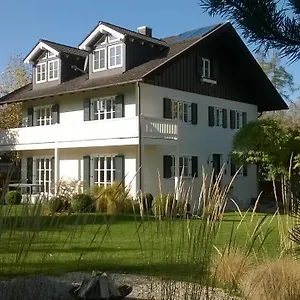 https://apartment-schreyegg.com-bavaria.com